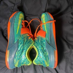 Nike KD weatherman’s size 13